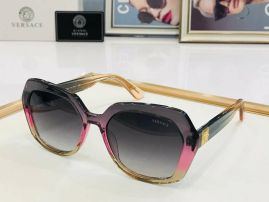 Picture of Versace Sunglasses _SKUfw52140190fw